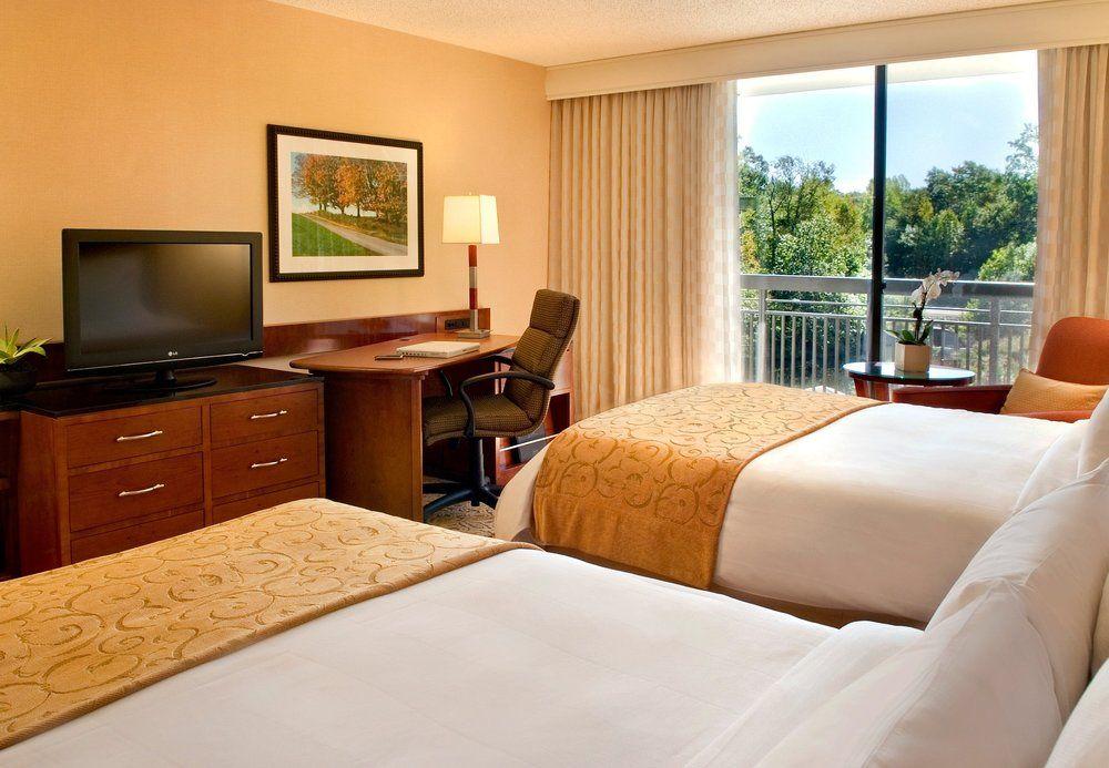 Hotel Marriott 3*