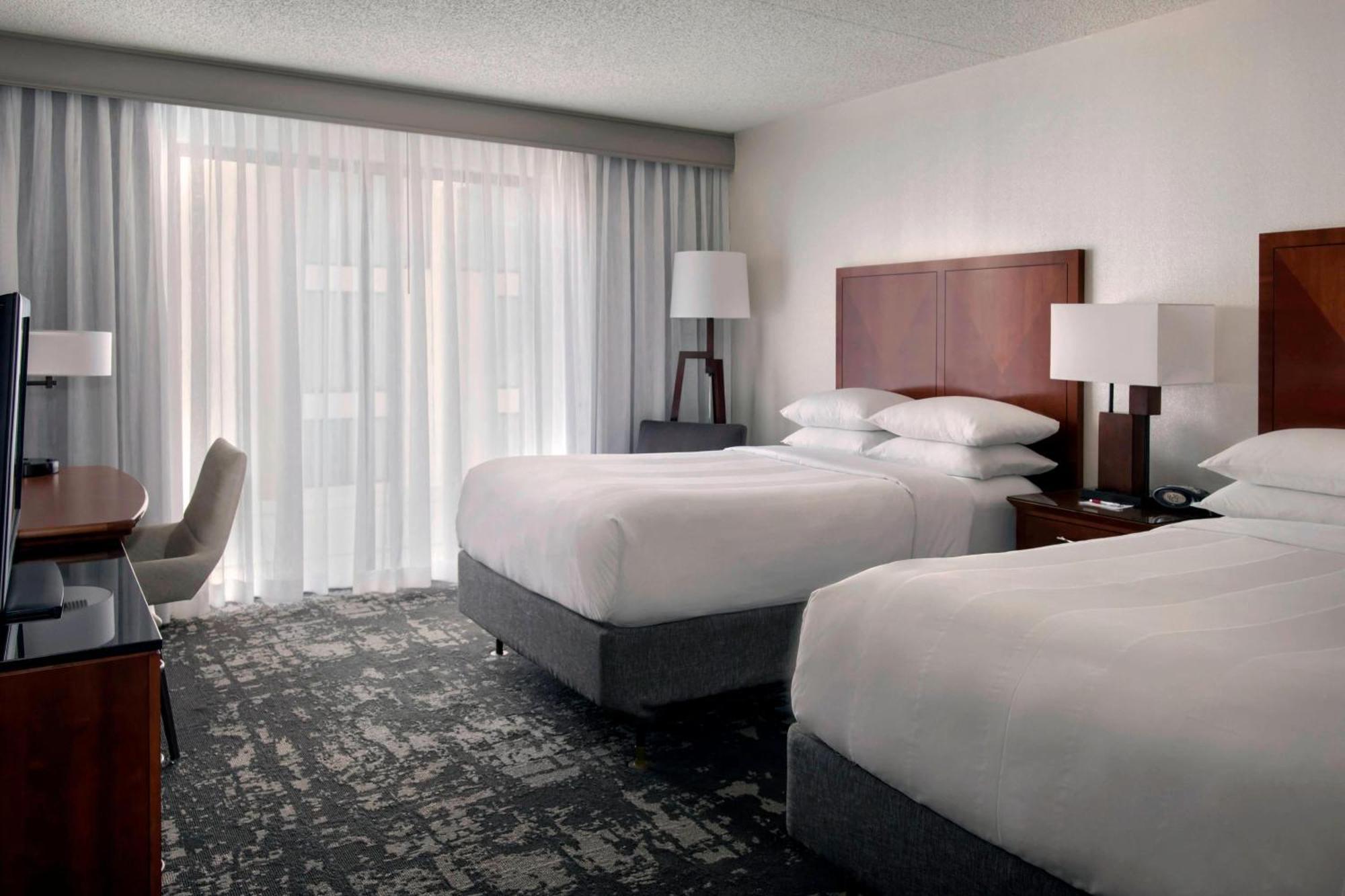 Hotel Marriott 3*