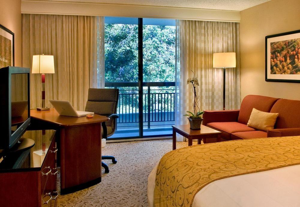 Hotel Marriott 3*